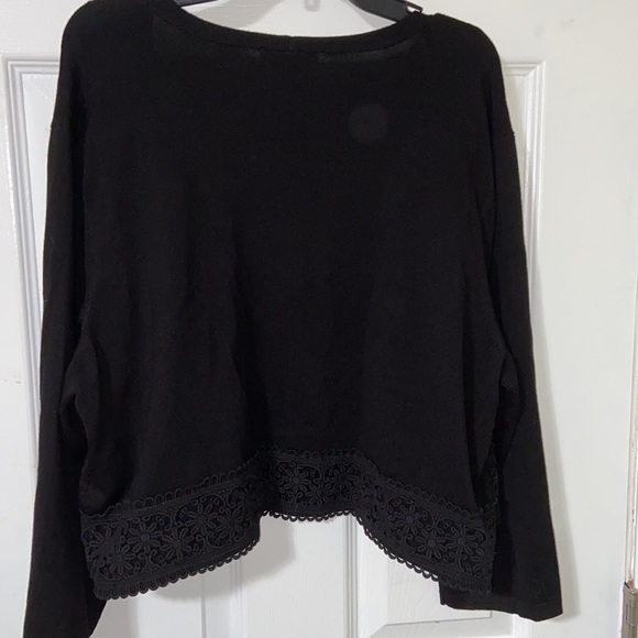 Dress Barn Black sweater with lace trim bottom size 1X new with tags - Picture 8 of 9